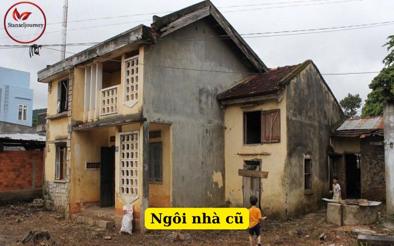 Ngôi nhà cũ